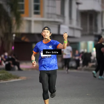 Runner Photo 7814745