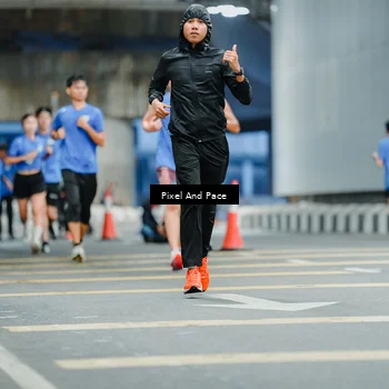 Runner Photo 7814813