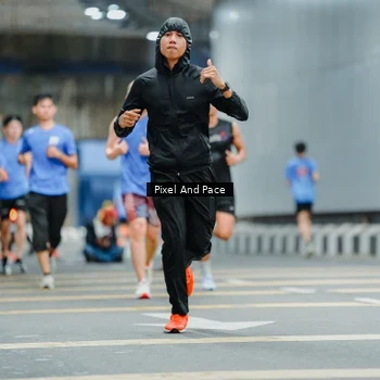 Runner Photo 7814818