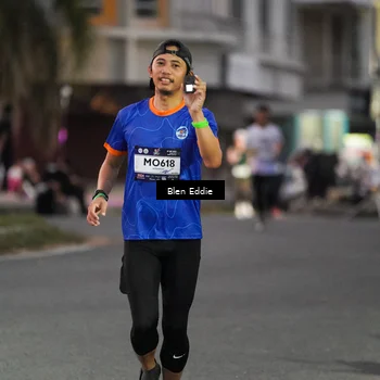 Runner Photo 7814842