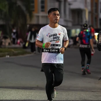 Runner Photo 7814891