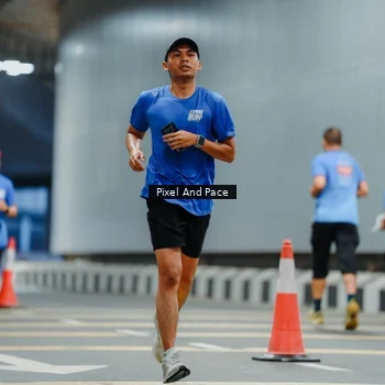 Runner Photo 7814980