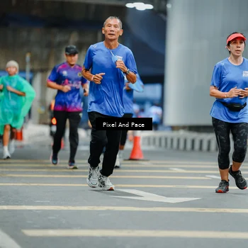 Runner Photo 7815006