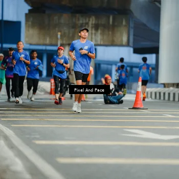 Runner Photo 7815008