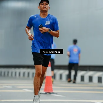 Runner Photo 7815017
