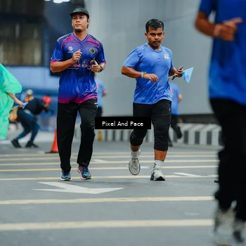 Runner Photo 7815045