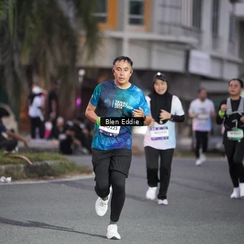Runner Photo 7815063