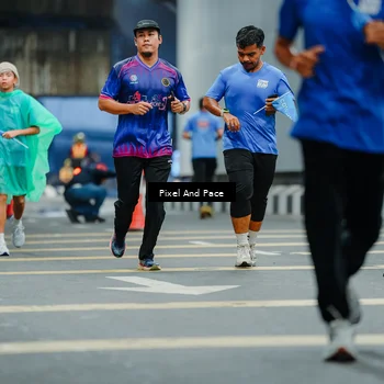 Runner Photo 7815066