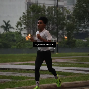 Runner Photo 7815071