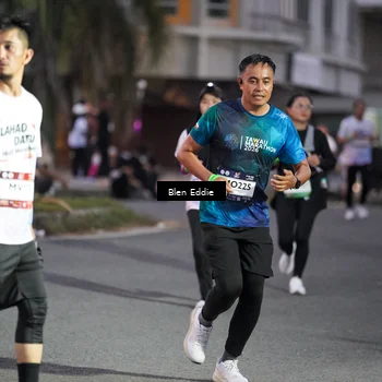 Runner Photo 7815073