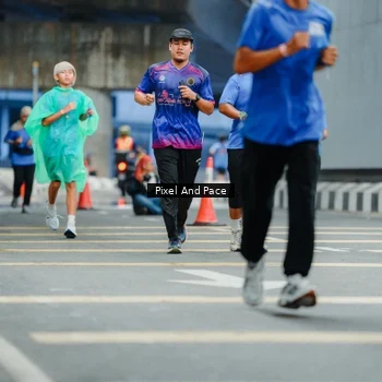 Runner Photo 7815076
