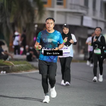 Runner Photo 7815078