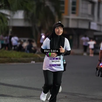 Runner Photo 7815100