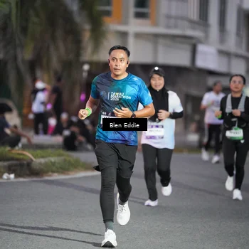 Runner Photo 7815111
