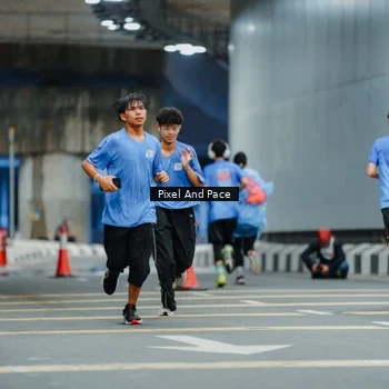 Runner Photo 7815142