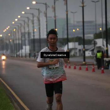Runner Photo 7815151