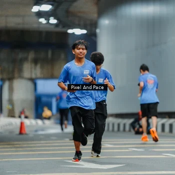 Runner Photo 7815163