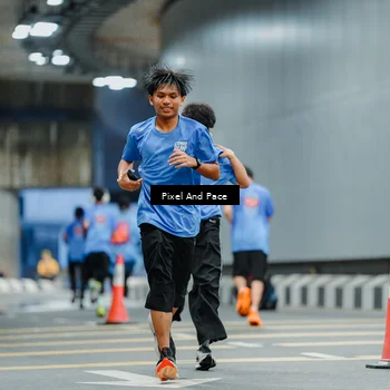 Runner Photo 7815169