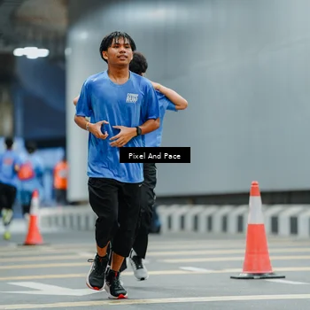 Runner Photo 7815176