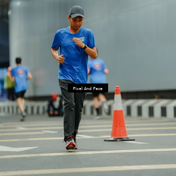 Runner Photo 7815184