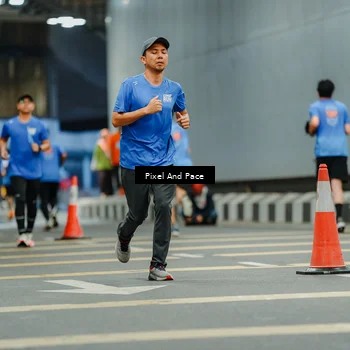 Runner Photo 7815195