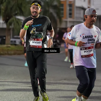 Runner Photo 7815243