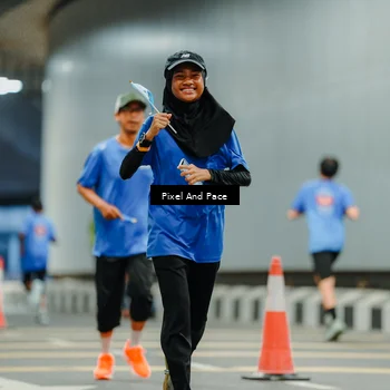 Runner Photo 7815250