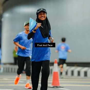 Runner Photo 7815258