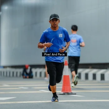 Runner Photo 7815377