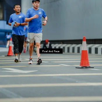 Runner Photo 7815382
