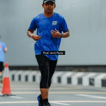 Runner Photo 7815385