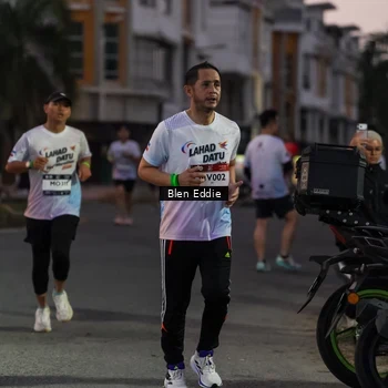Runner Photo 7815401