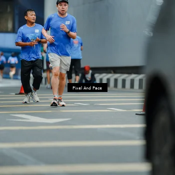Runner Photo 7815403