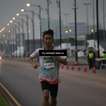 Runner Photo 7815444