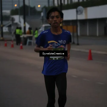 Runner Photo 7815457