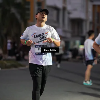 Runner Photo 7815484