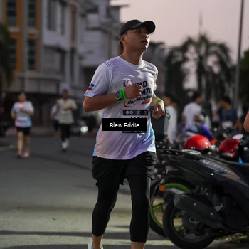 Runner Photo 7815491