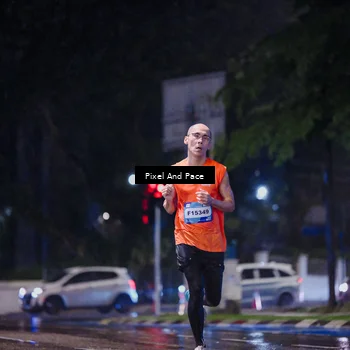 Runner Photo 7815500