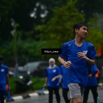 Runner Photo 7815559