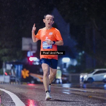 Runner Photo 7815644