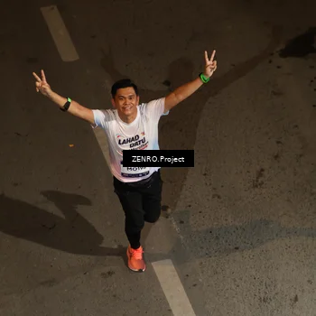 Runner Photo 7815757