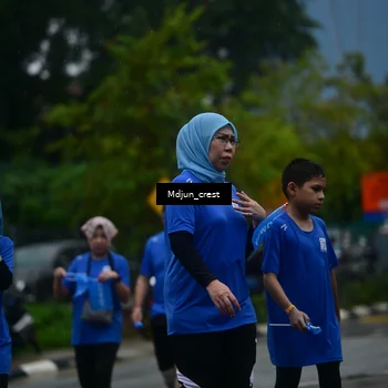 Runner Photo 7816009