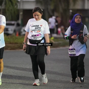 Runner Photo 7816031
