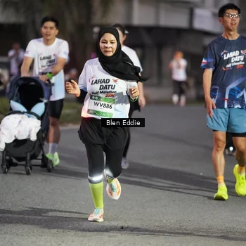 Runner Photo 7816065