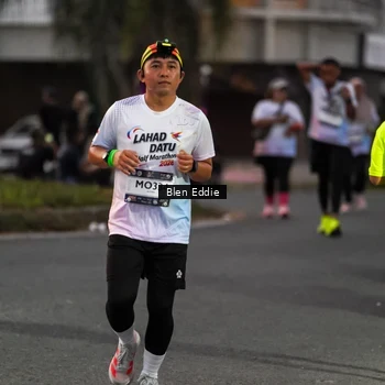 Runner Photo 7816107
