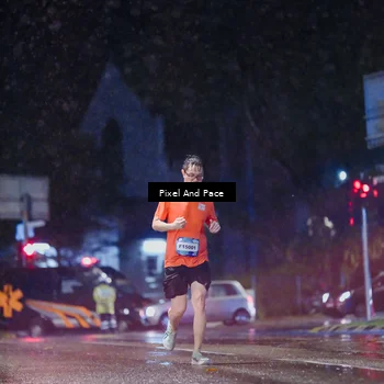 Runner Photo 7816140