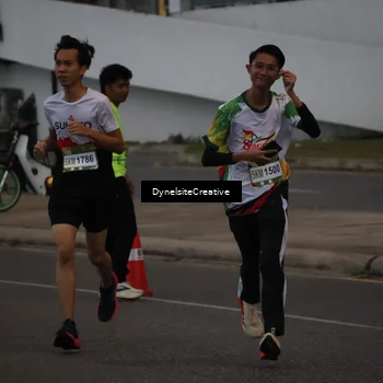Runner Photo 7816154