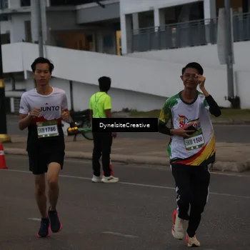 Runner Photo 7816172