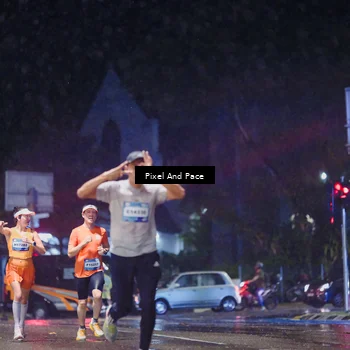 Runner Photo 7816177