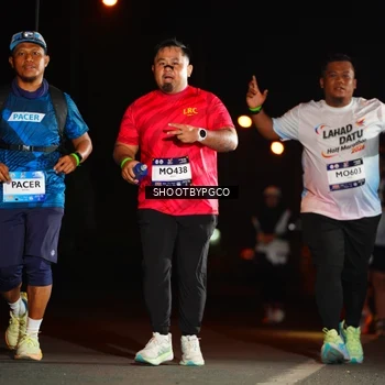 Runner Photo 7816180